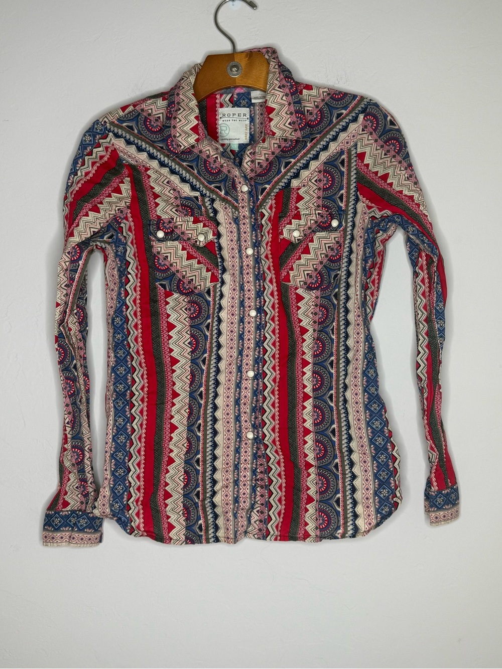 Roper women’s pearl snap Aztec western shirt long sleeve size XS